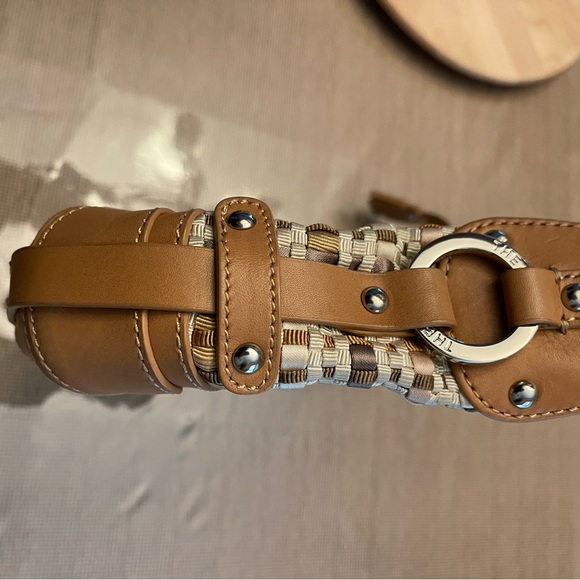 The Sak, fabric weave and leather purse, extra clean condition. - Picture 4 of 13